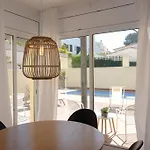 Casa Cossis Willa L' Escala