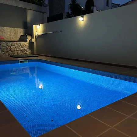 Casa Cossis فيلة L' Escala